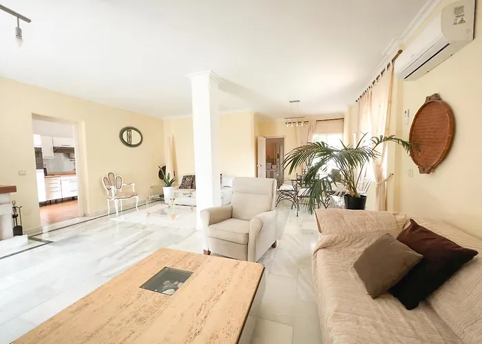 Vila Beautiful Close To Puerto Banus By
